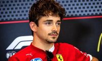 charles-leclerc-tak-tahu-apa-yang-terjadi-dengan-ferrari.jpg 